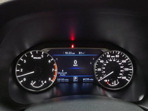 Used 2024 Nissan Altima 2.5 SV AWD/4WD image 19