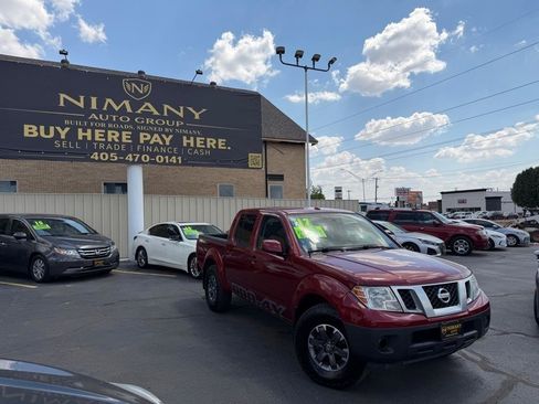 Used 2017 Nissan Frontier PRO-4X w/ Pro-4x Graphics Package AWD/4WD image 43