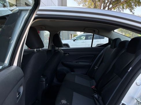 Used 2025 Nissan Versa SV FWD image 11