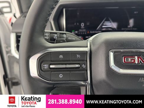 Used 2025 GMC Terrain Elevation AWD/4WD image 26
