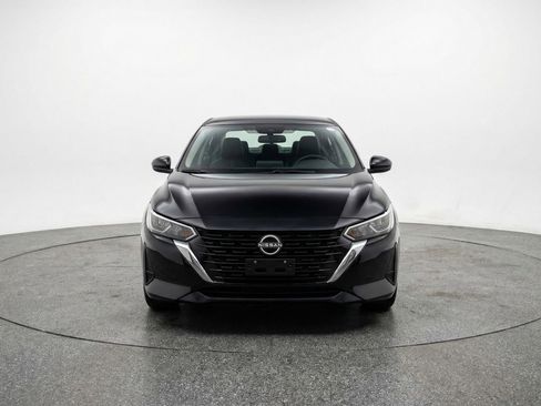 Used 2025 Nissan Sentra SV FWD image 2