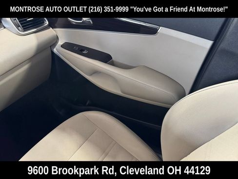 Used 2020 Kia Sorento S AWD/4WD image 36