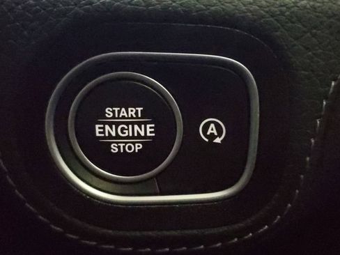 Used 2024 Mercedes-Benz GLE 350 4MATIC image 29