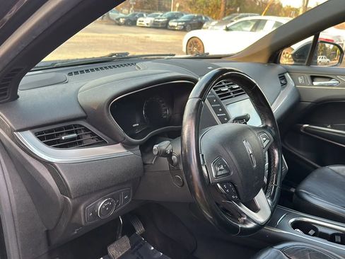 Used 2017 Lincoln MKC Reserve w/ Technology Package image 14