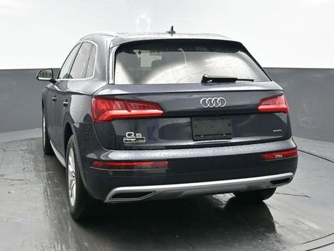Used 2020 Audi Q5 2.0T Premium w/ Convenience Package image 5