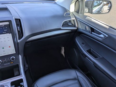 Used 2023 Ford Edge SEL image 16