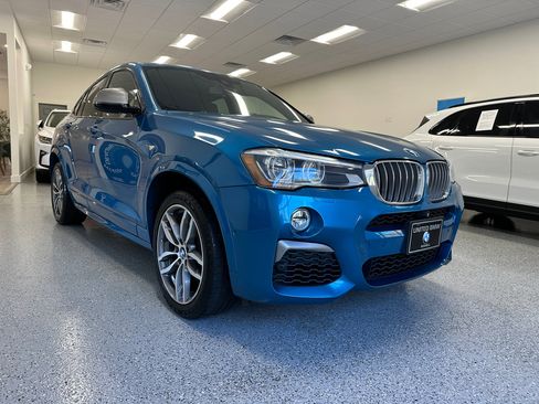 Used 2017 BMW X4 M40i image 12