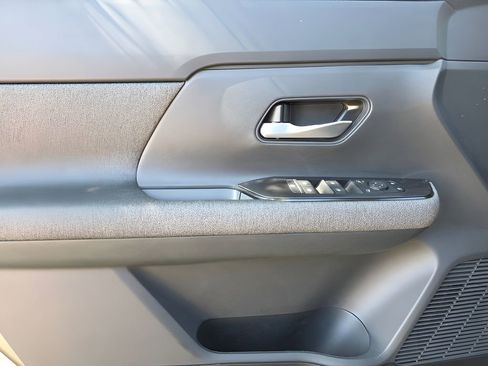New 2026 Nissan Kicks SV w/ Charging Package FWD image 12