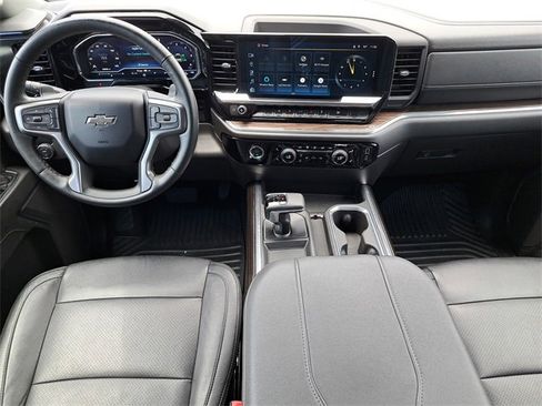 Used 2023 Chevrolet Silverado 1500 RST image 16