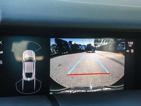 Used 2025 Porsche Taycan image 25