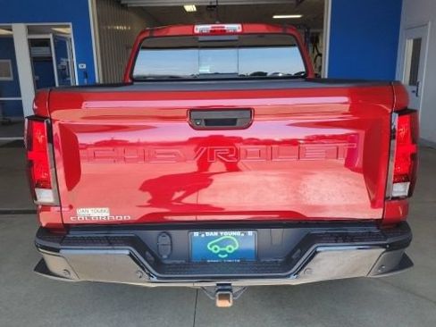 Certified 2024 Chevrolet Colorado Trail Boss w/ Advanced Trailering Package AWD/4WD image 3