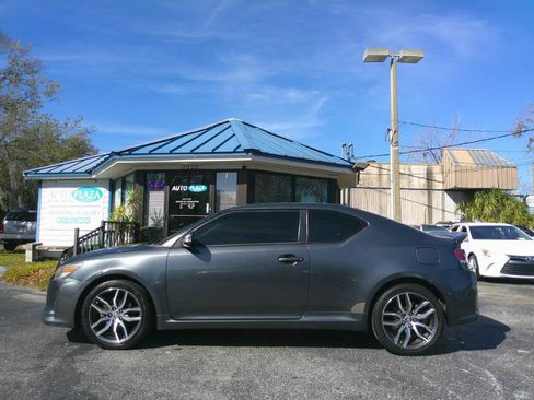 Used 2015 Scion tC image 10