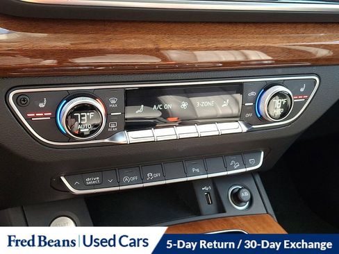 Used 2022 Audi Q5 2.0T Premium image 17