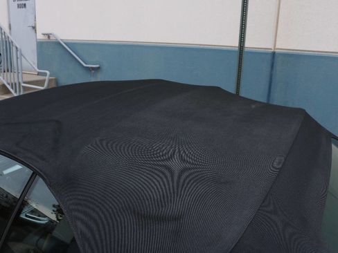 Used 2013 BMW 135i Convertible image 10