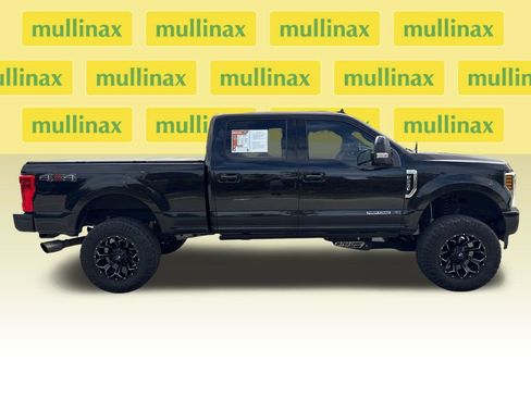 Used 2019 Ford F250 4x4 Crew Cab Super Duty image 2