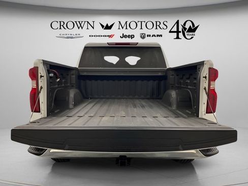Used 2022 Chevrolet Silverado 1500 LT AWD/4WD image 29
