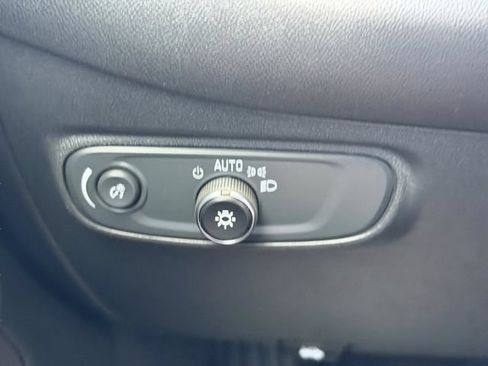 Used 2023 Chevrolet Equinox LT FWD image 30