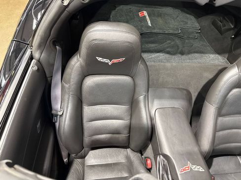 Used 2011 Chevrolet Corvette Grand Sport w/ Preferred Equipment Group RWD image 86
