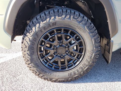 New 2026 Toyota Tundra SR5 image 13