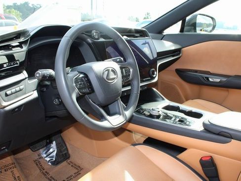 Certified 2023 Lexus RZ 450e Premium image 12