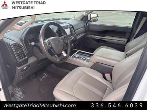 Used 2021 Ford Expedition Limited image 7