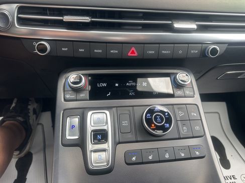 Used 2024 Hyundai Palisade Calligraphy AWD/4WD image 36