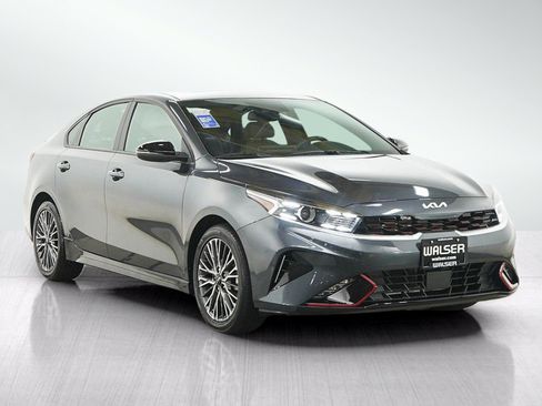 Used 2024 Kia Forte GT-Line w/ GT-Line Premium Package FWD image 7