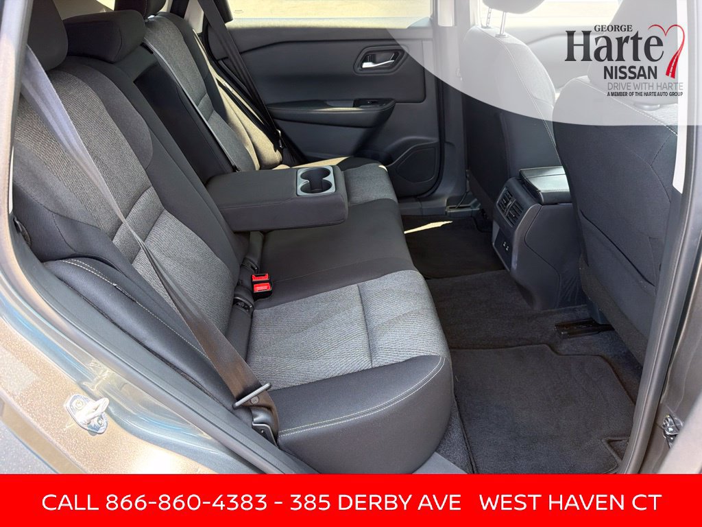 Certified 2026 Nissan Rogue SV AWD/4WD image 29