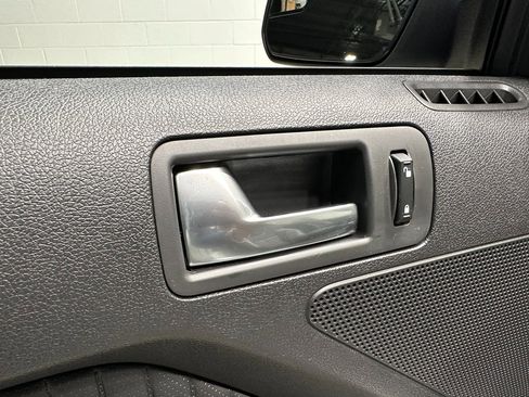 Used 2012 Ford Mustang Shelby GT500 image 26