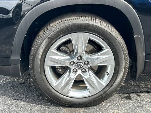 Used 2019 Toyota Highlander Limited AWD/4WD image 13