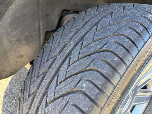 Used 2015 Cadillac Escalade ESV Premium image 9