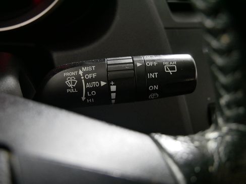 Used 2011 MAZDA MAZDA3 s Grand Touring w/ Tech Pkg FWD image 31