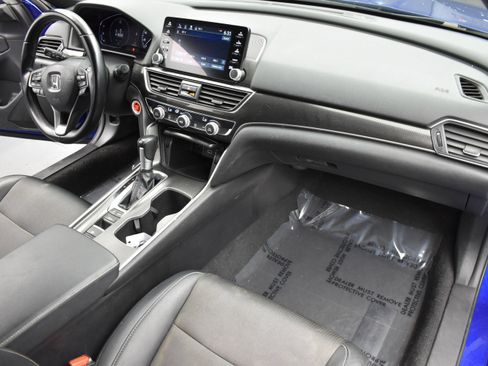 Used 2021 Honda Accord Sport image 10