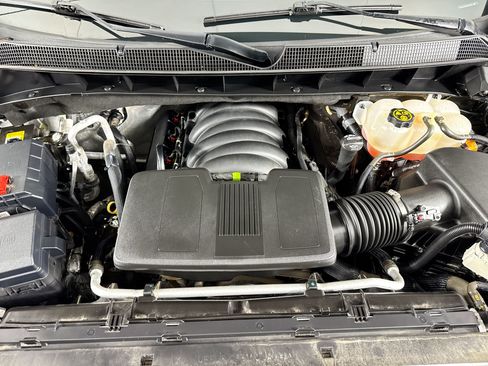Used 2021 Chevrolet Silverado 1500 LT w/ Safety Package II AWD/4WD image 18