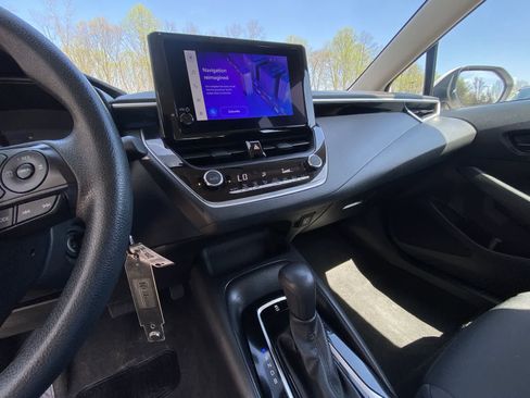 Used 2023 Toyota Corolla LE FWD image 23