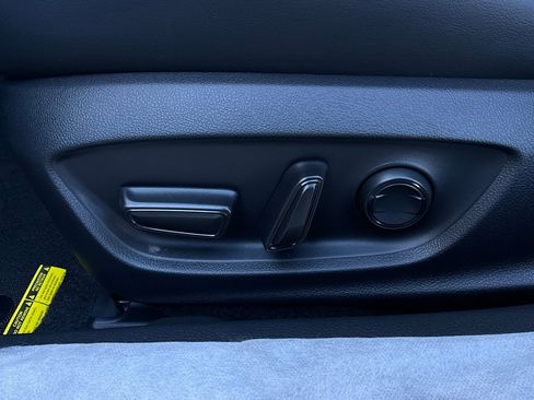 New 2026 Toyota Prius Plug-In Hybrid image 11