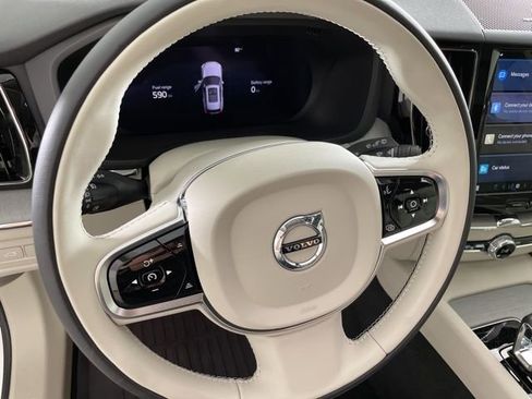 Certified 2024 Volvo XC60 T8 Plus w/ Protection Package Premier image 22