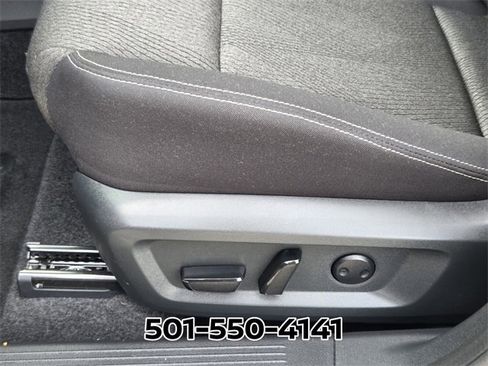 Used 2026 Nissan Rogue SV image 8