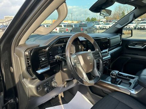 Used 2022 Chevrolet Silverado 1500 LT Trail Boss w/ Protection Package image 19