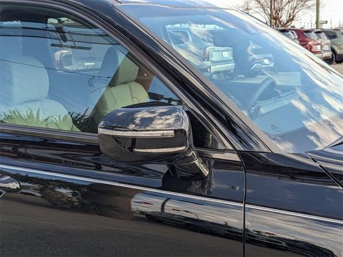 Used 2024 Kia Telluride SX Prestige X-Line image 11