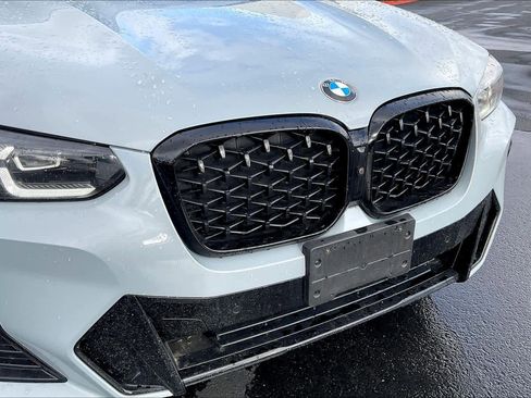 Used 2025 BMW X4 xDrive30i w/ Premium Package image 30