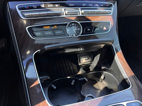 Used 2019 Mercedes-Benz E 300 image 53