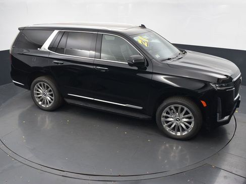 Used 2021 Cadillac Escalade Premium Luxury image 51