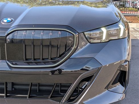 New 2026 BMW 530i xDrive image 21