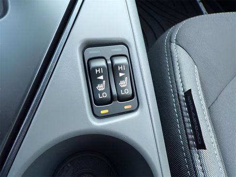 Certified 2026 Subaru Crosstrek 2.0i Premium image 22