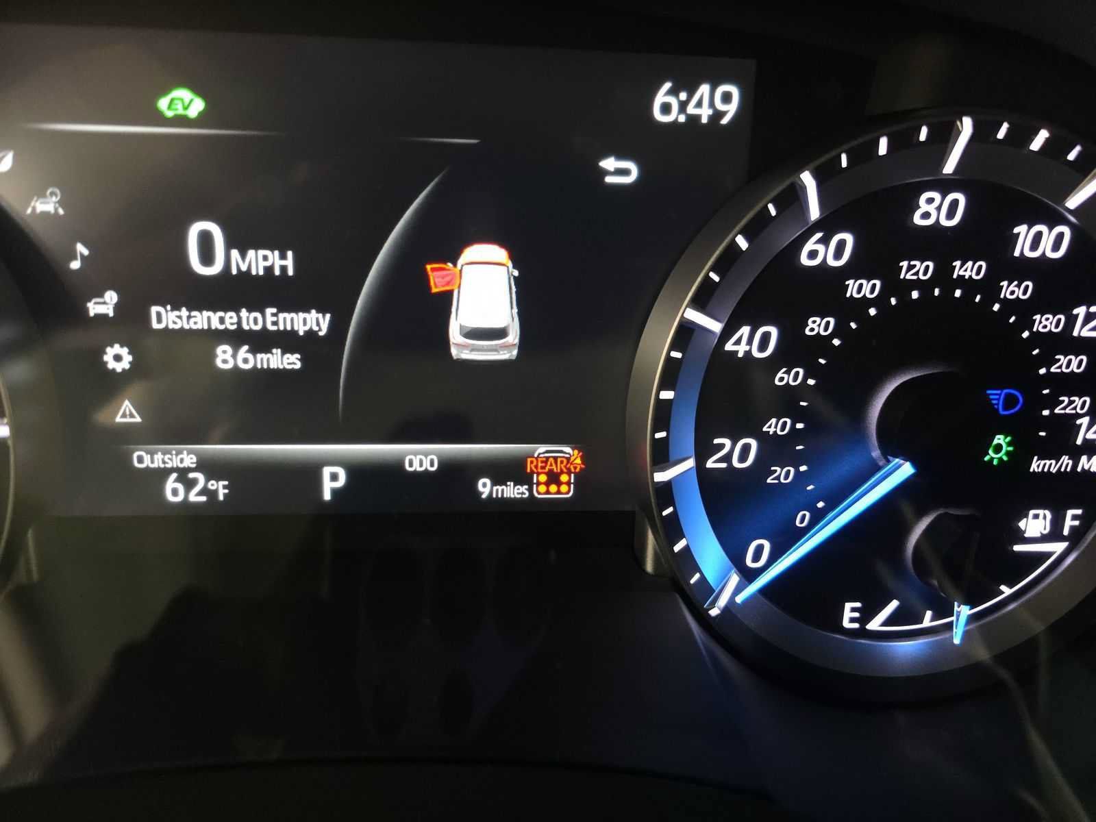 Used 2026 Toyota Highlander XLE AWD/4WD image 3