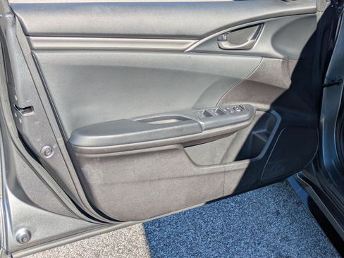 Used 2021 Honda Civic Sport image 11