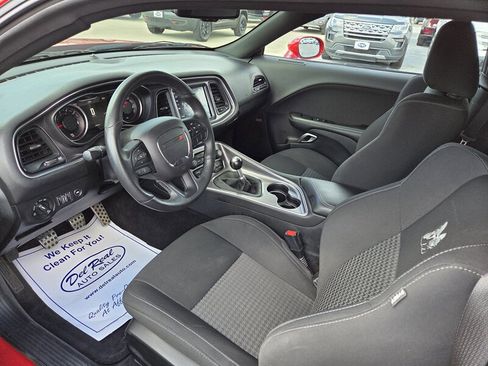 Used 2018 Dodge Challenger R/T Scat Pack w/ Dynamics Package image 12