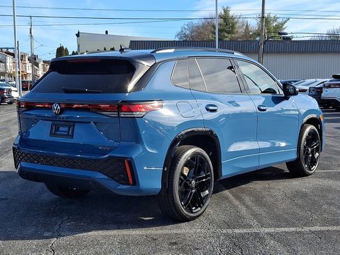 New 2026 Volkswagen Tiguan SE R-Line image 5