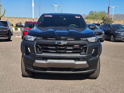 Used 2024 Chevrolet Colorado Trail Boss image 2